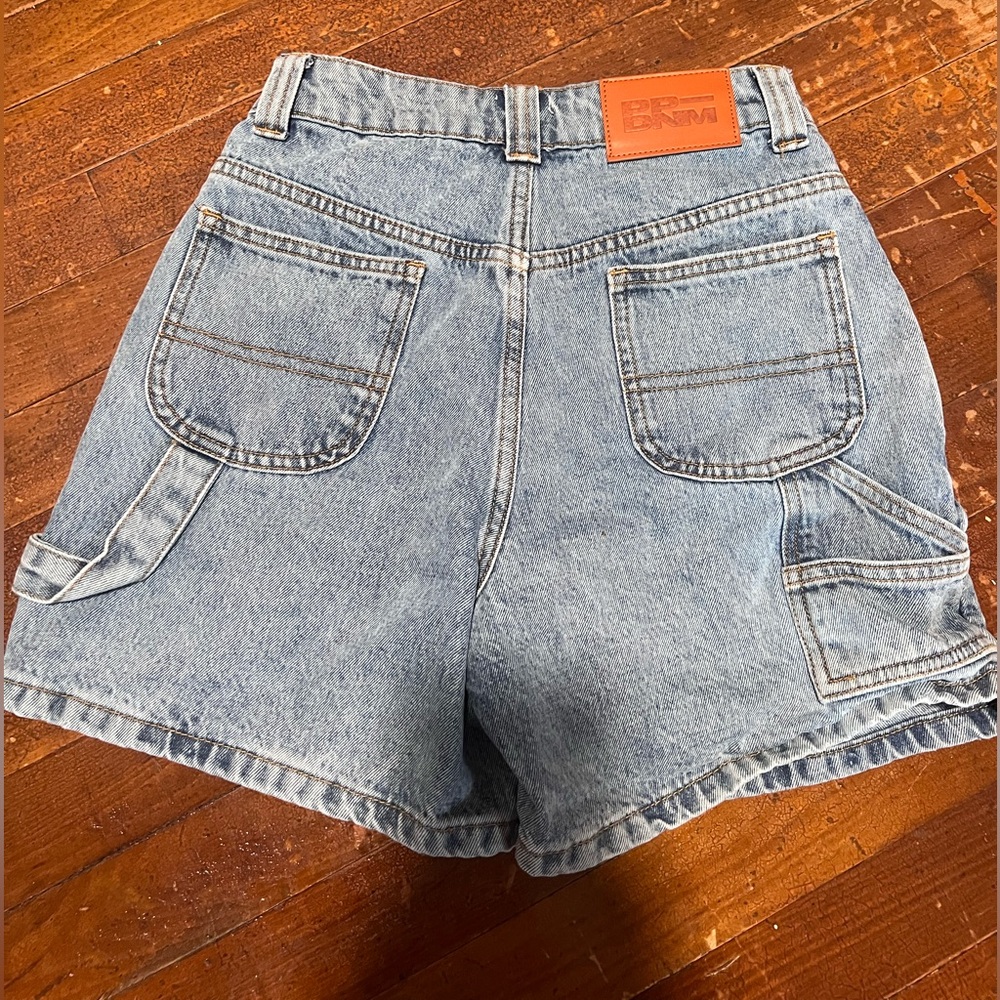 princess polly cargo shorts - Picture 4 of 4